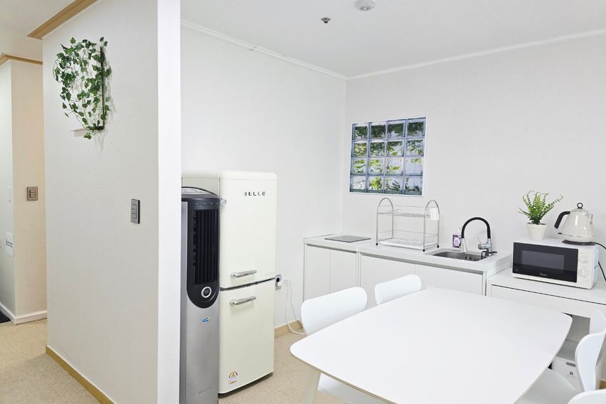 홍대역연결 메트로스테이