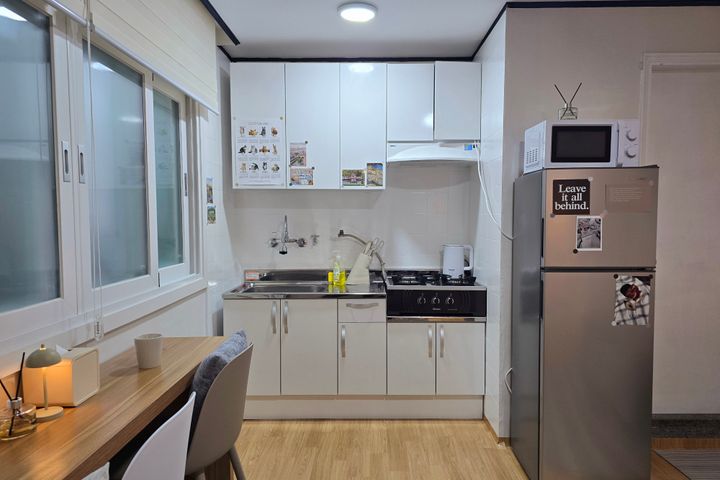 Hannam-dong Hotspot: Private Room for 3 8th image