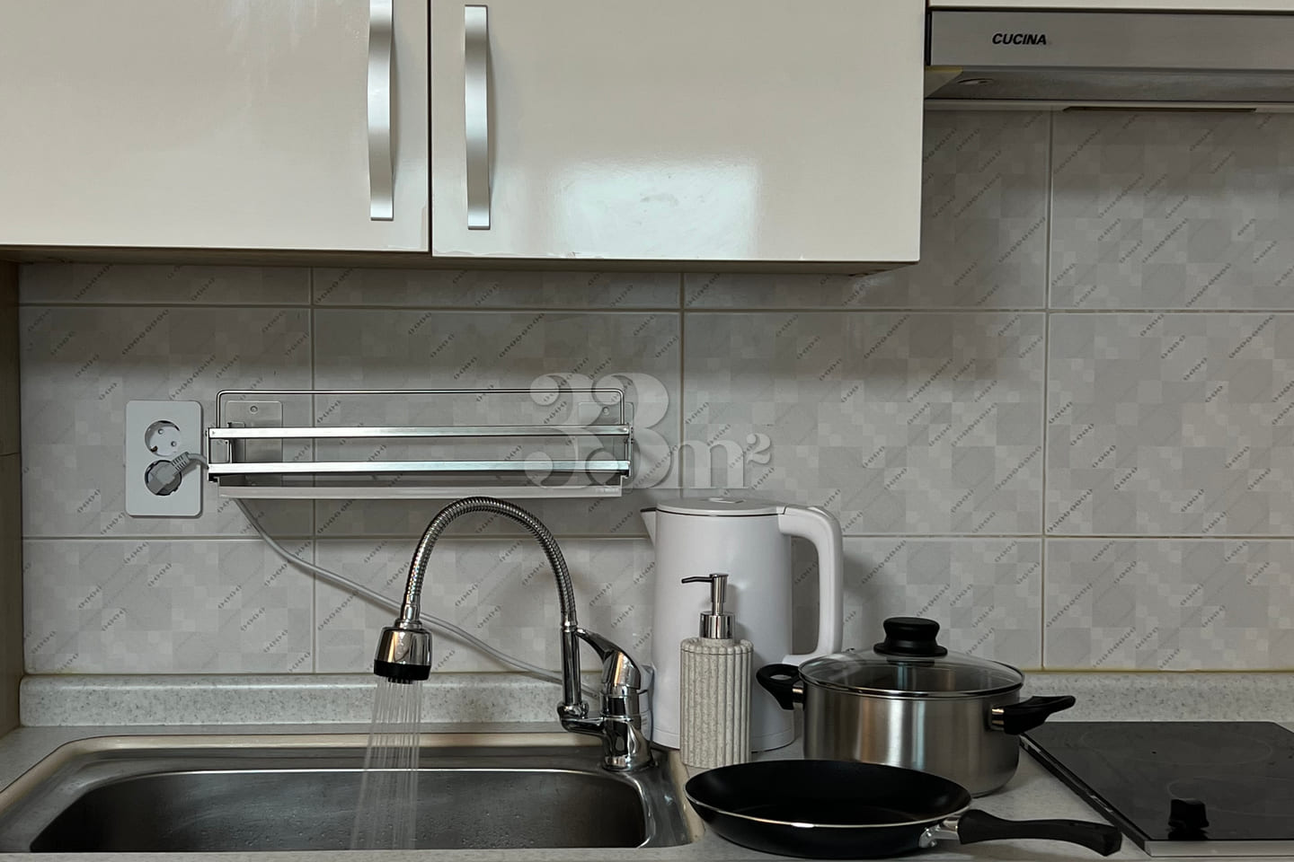 Large studio apartment in Sinchon, Daeheung,  11th image