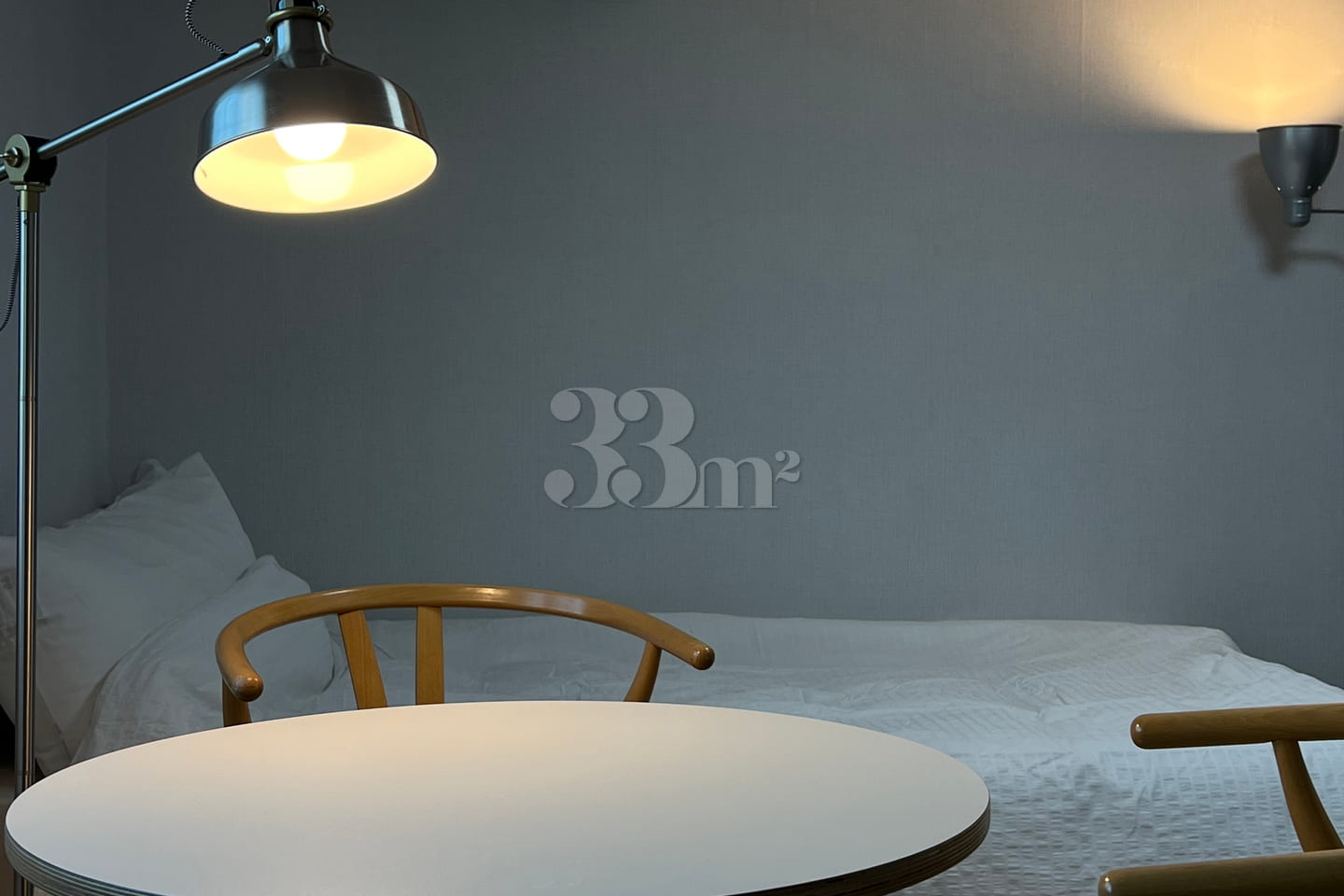 Large studio apartment in Sinchon, Daeheung,  2th image