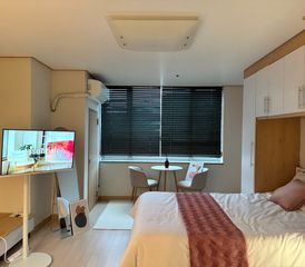 💕신촌역1분/호텔st