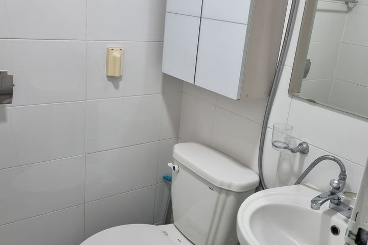 Studio apartment in a walkable neighborhood 5th image