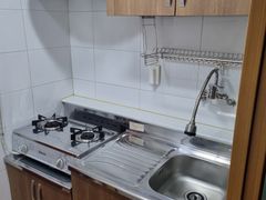 Studio apartment in a walkable neighborhood 1th image