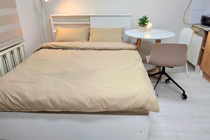 🎀신촌역1분 깨끗한 집