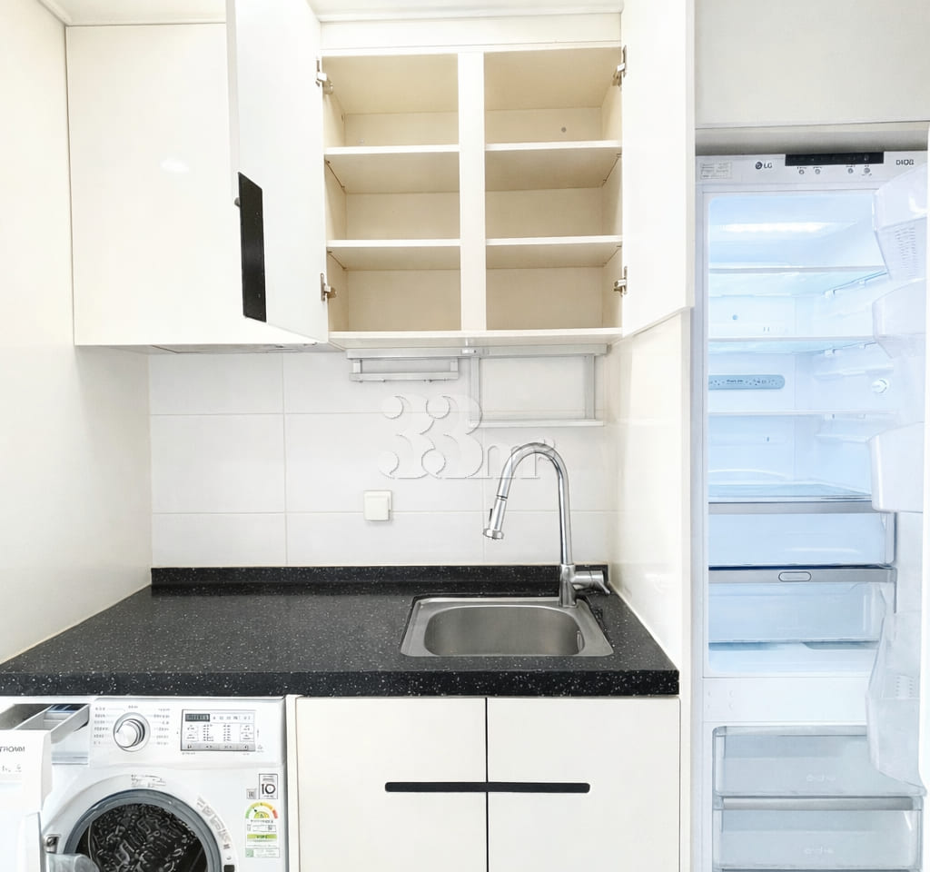 Yeondong Fully Furnished Residence 7 3th image