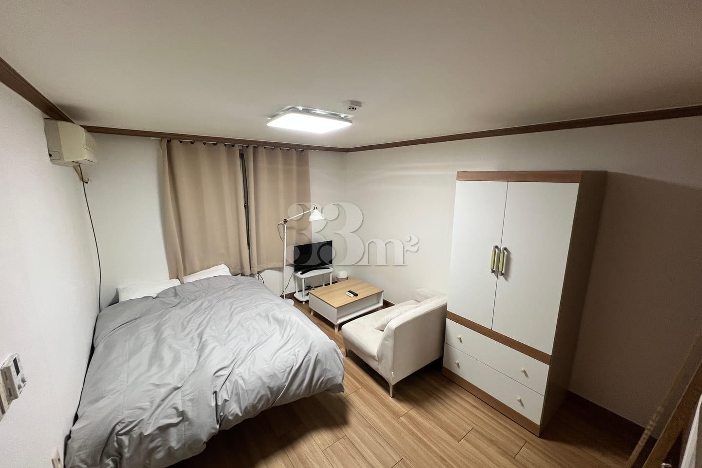 Neat studio apartment near Yuseong Spa Statio 1th image