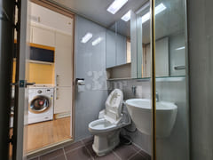 Large unit with direct underground access to 7th image