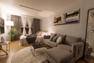 Two-Tone House #4