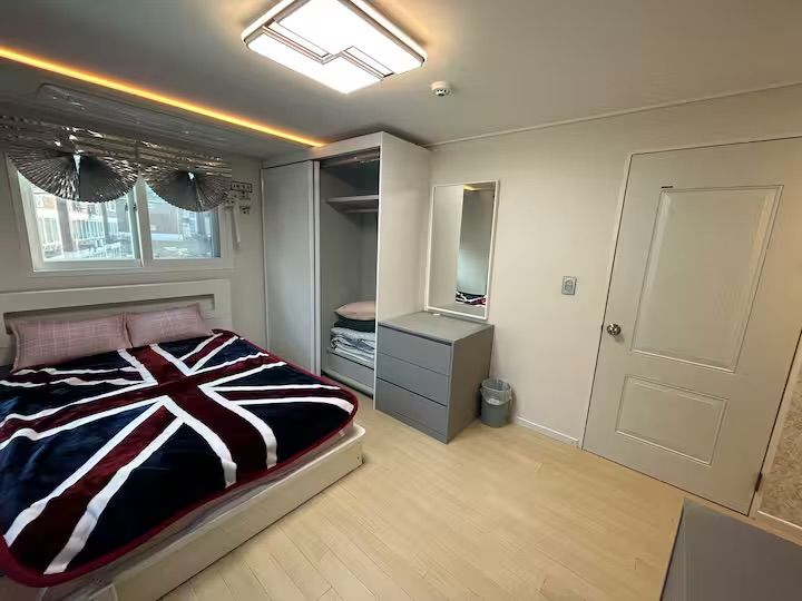 신림역5분)숲속의 집 0번째 이미지