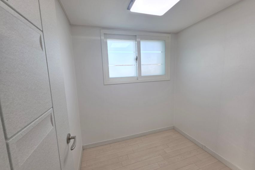 전망좋고 해잘드는 3룸 10번째 이미지