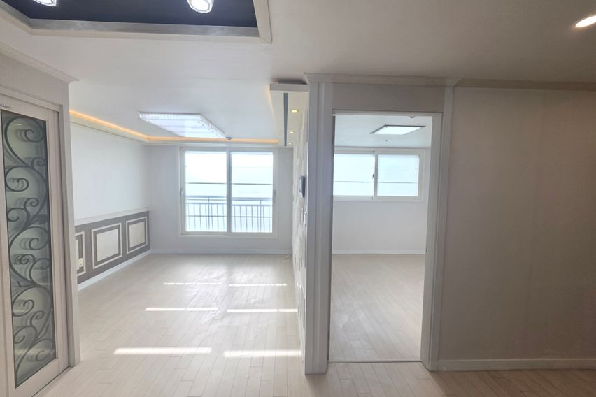 전망좋고 해잘드는 3룸 5번째 이미지