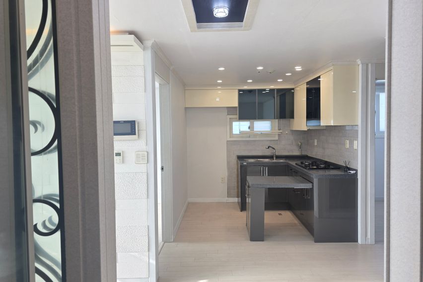 전망좋고 해잘드는 3룸 3번째 이미지