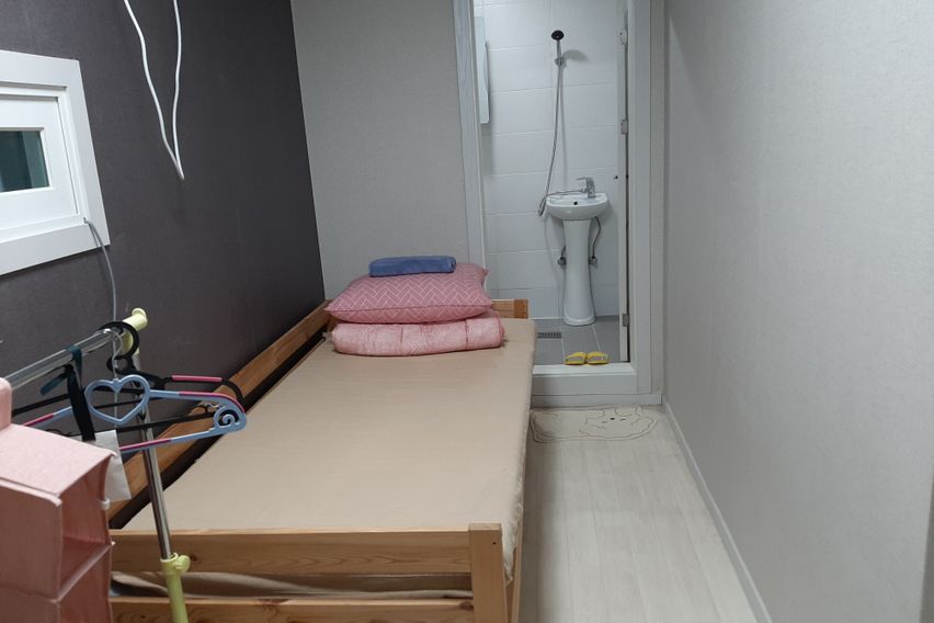 203호(여성전용)