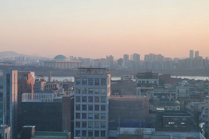 Great views ✨️ Hongdae Hapjeong Station 3th image