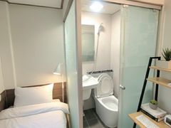 Fully furnished unit (Type 5A), 5-minute walk 4th image