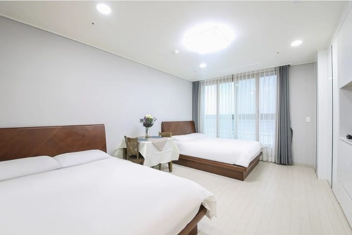 제주노형동호텔 4인 1번째 이미지
