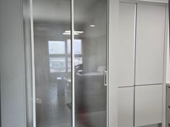 Studio apartment with an ocean view living ro 1th image