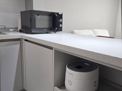 Studio apartment with an ocean view living ro 5th image