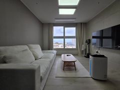 Studio apartment with an ocean view living ro 0th image
