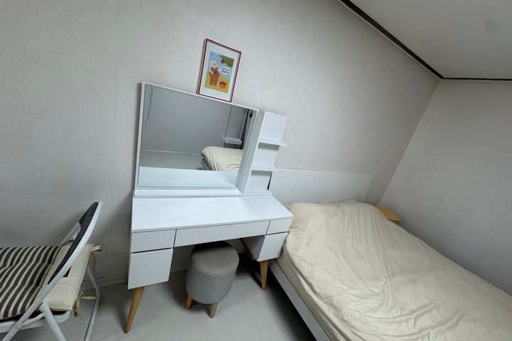 Seoul Station! Fully furnished 13 3th image