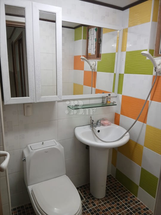 Location, cleanliness, parking, convenience 4th image