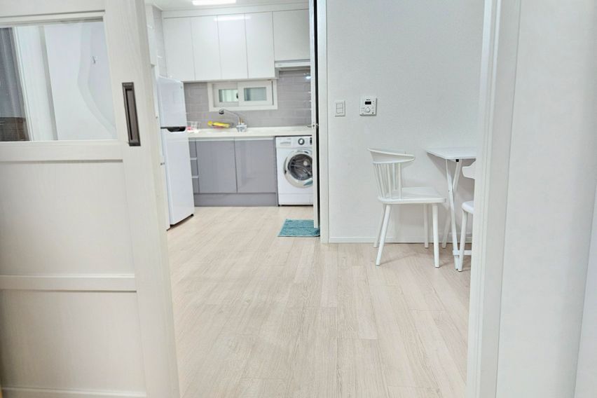 신축10평/주차/역세권