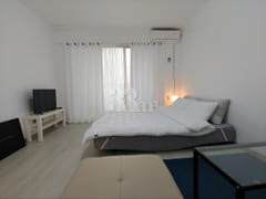 Fresh House 202 5th image