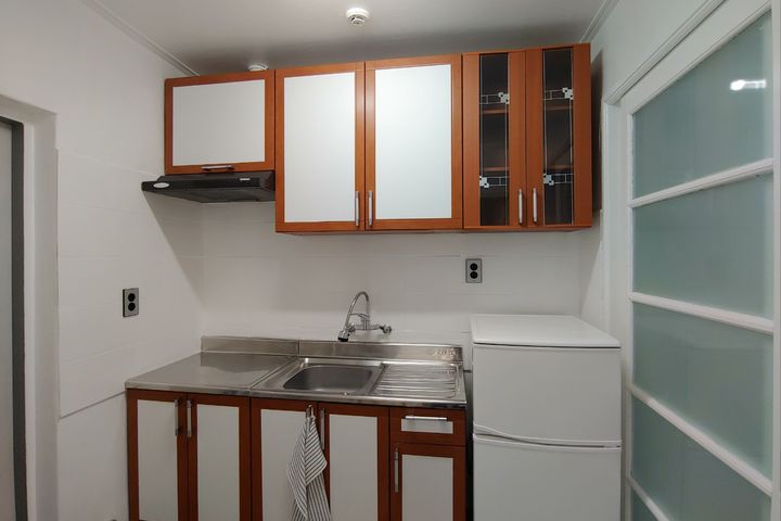 Fresh House 202 14th image