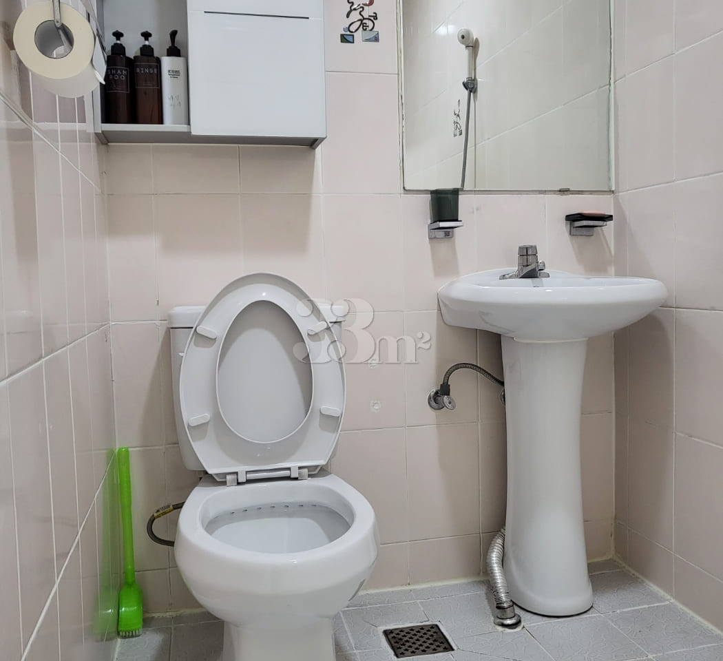 Park View, Clean, Room 208 15th image