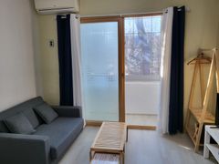 Park View, Clean, Room 208 8th image