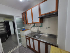 Park View, Clean, Room 208 12th image