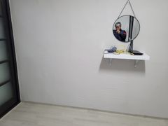 Park View, Clean, Room 208 17th image
