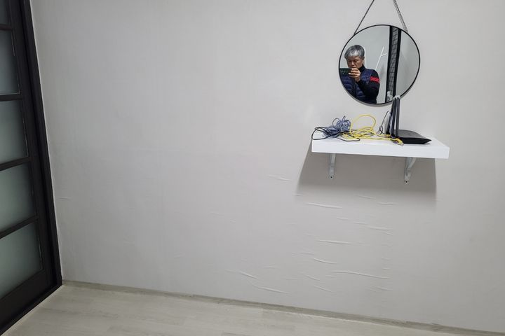 Park View, Clean, Room 208 17th image