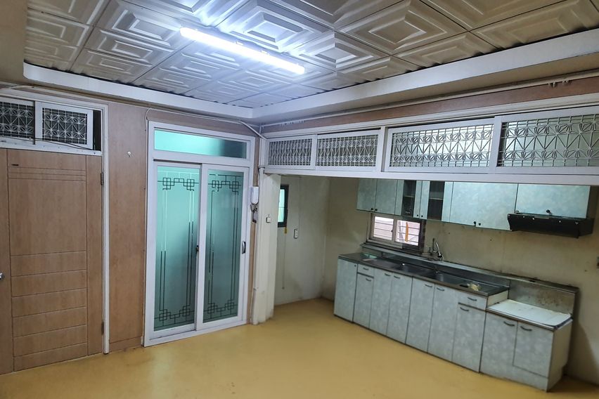 현대시장 초입 넓은 방 0번째 이미지