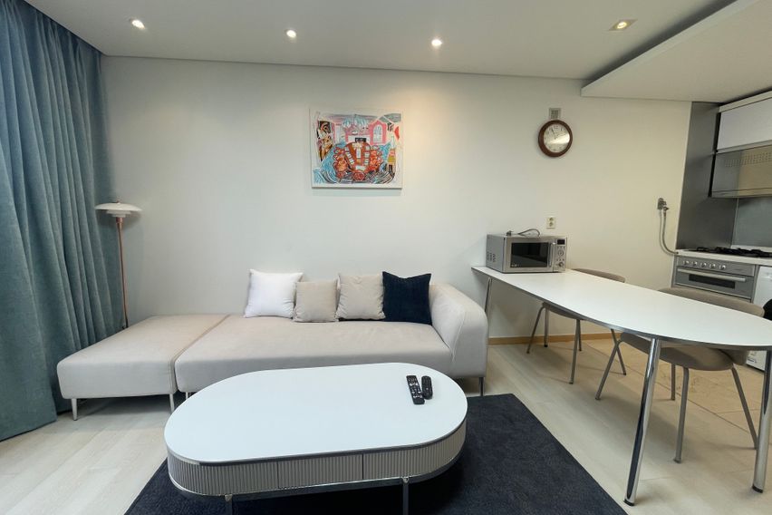 청담역 10분 풀옵션 3번째 이미지