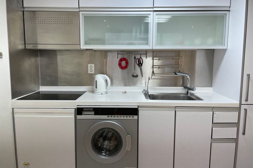 청담역 10분 풀옵션 13번째 이미지