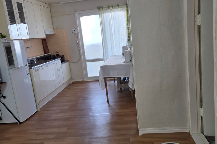 Apartment in Geoje Okpo with 2 bedrooms and a 18th image
