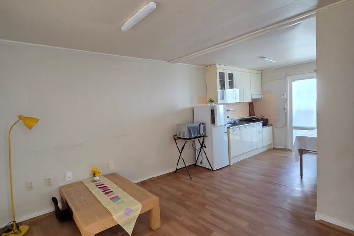Apartment in Geoje Okpo with 2 bedrooms and a 19th image