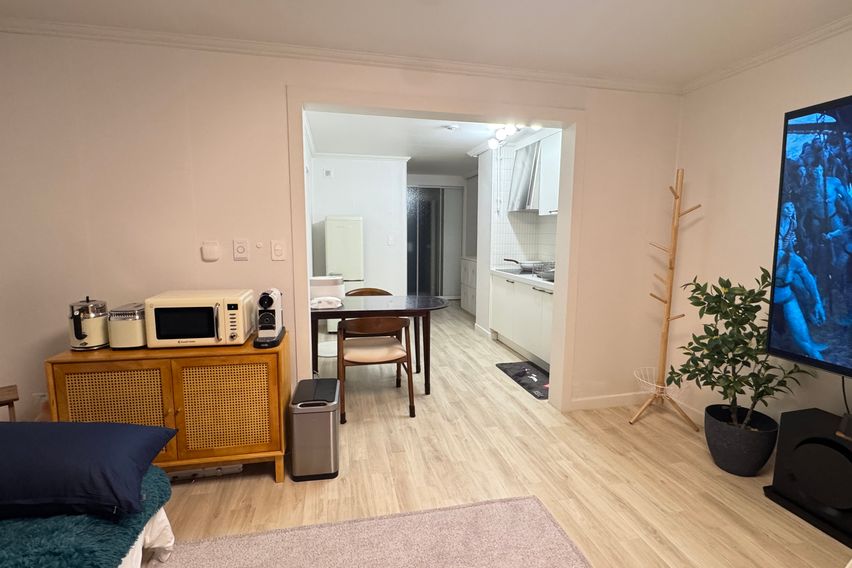 산본 화이트우드 18평