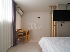5 min from Hongdae / Semi-basement C 3th image