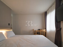 5 mins from Hongdae / Studio, 3rd Floor, Unit 3th image