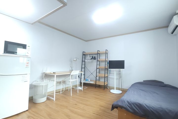 Studio apartment 303, 10 minutes from Seoul S 0th image