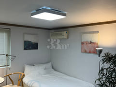 Large studio apartment in Sinchon, Daeheung,  1th image