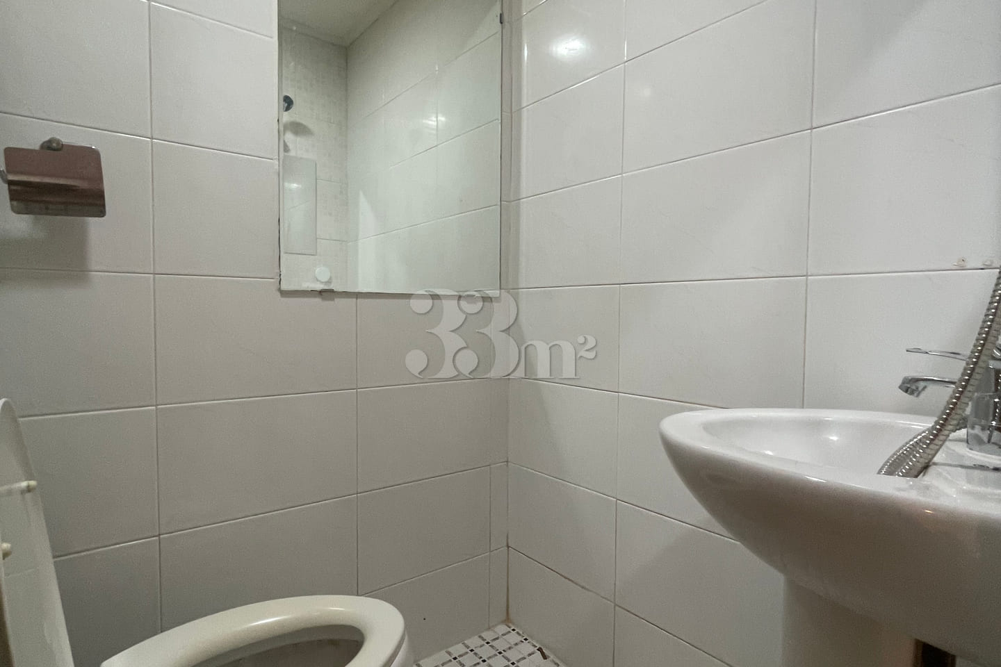 J 502 2th image