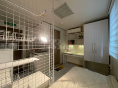 J 502 3th image