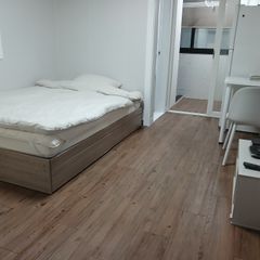 Sunny Room in Gwaneum-dong Unit Image