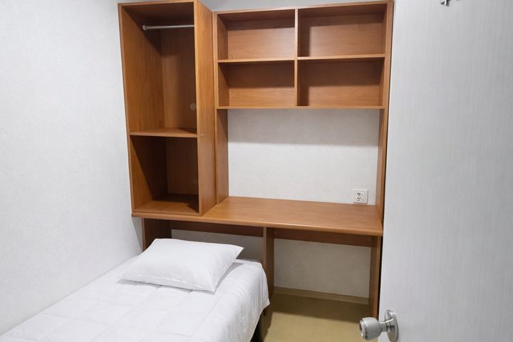 Dongnae Yeonsan Station Area Studio Apartment 2th image