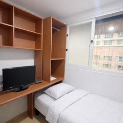 2-minute walk from Yeonsan Station in Dongnae Unit Image