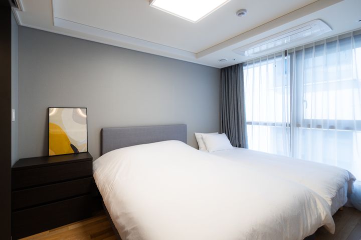 Gangnam fully-furnished 1.5-room apartment 4th image