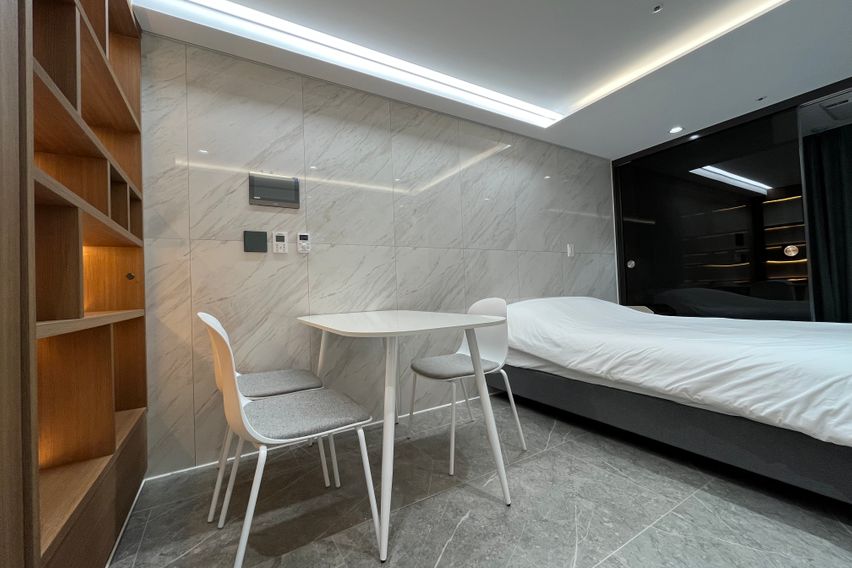 강남 풀옵션 1룸 3명